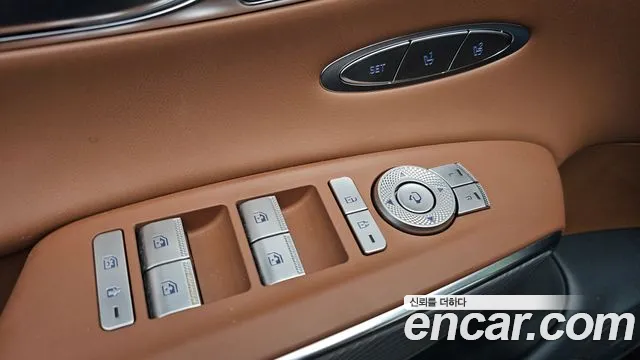 Genesis GV70 2.5T Бензин AWD — Фото автомобиля 29