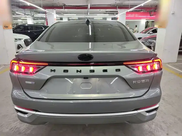 Ford Mondeo — Фото автомобиля 5