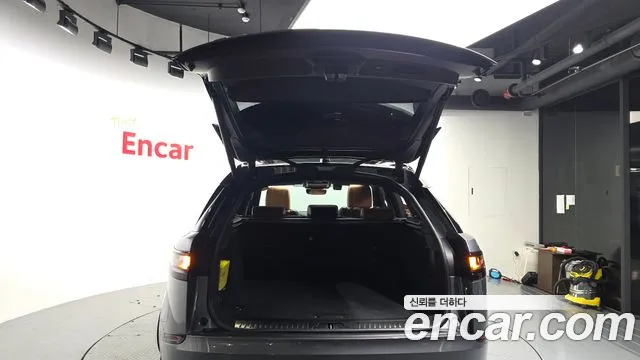 Land Rover Range Rover Velar Range Rover Velar 3.0 P400 R-Dynamic HSE — Фото автомобиля 20