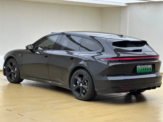 Nio ET5 Touring — Фото автомобиля 7