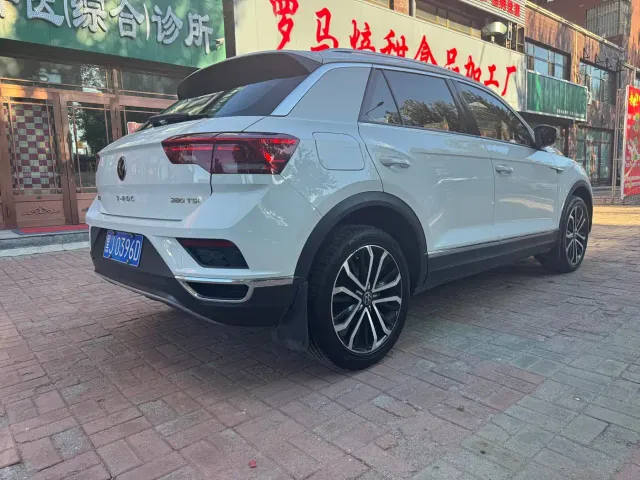 Volkswagen T-Roc — Фото автомобиля 13