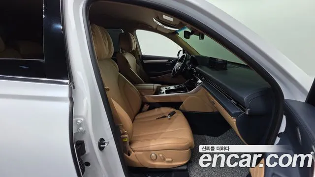Genesis GV80 — Фото автомобиля 16