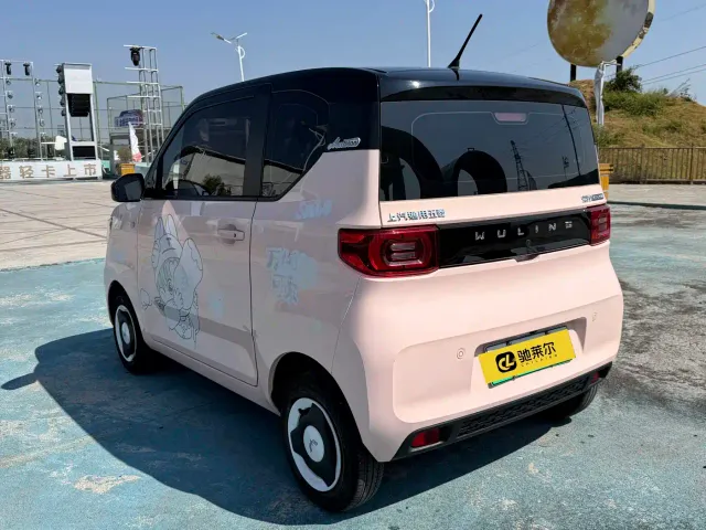Wuling Hongguang Mini EV — Фото автомобиля 9