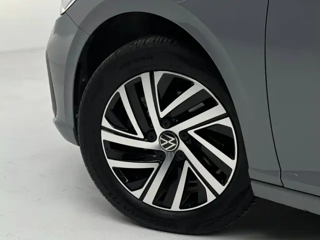 Volkswagen Lavida — Фото автомобиля 16