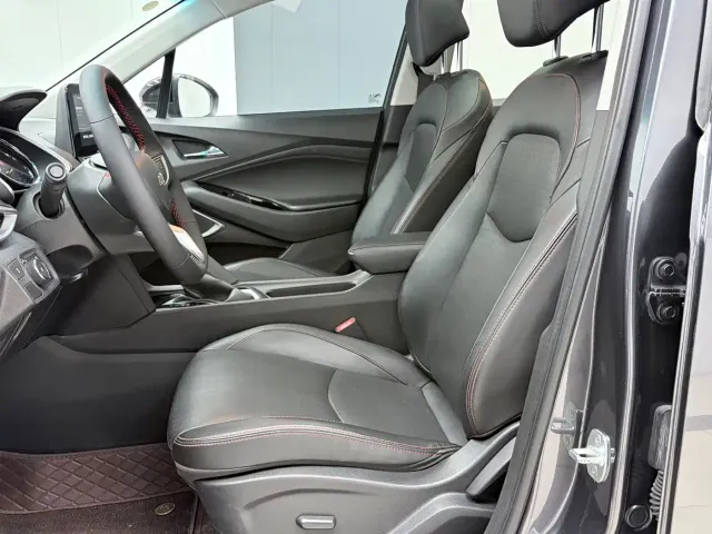 Chevrolet Orlando — Фото автомобиля 10