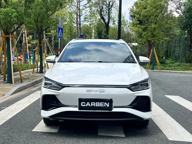 BYD e2 — Фото автомобиля 2