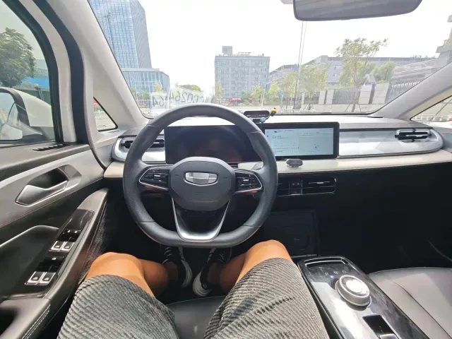 Geely Geometry E Firefly — Фото автомобиля 8