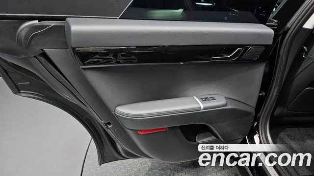Hyundai Grandeur — Фото автомобиля 23