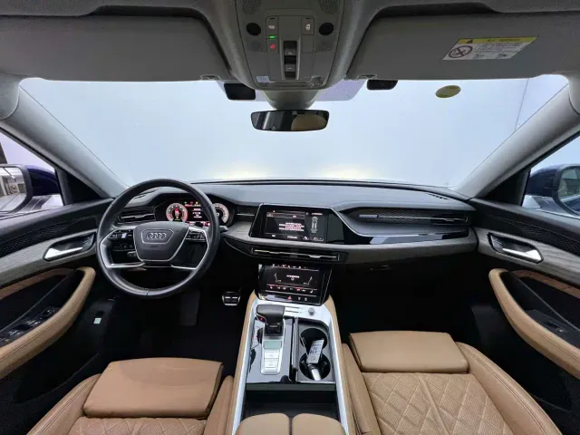 Audi Q6 — Фото автомобиля 8