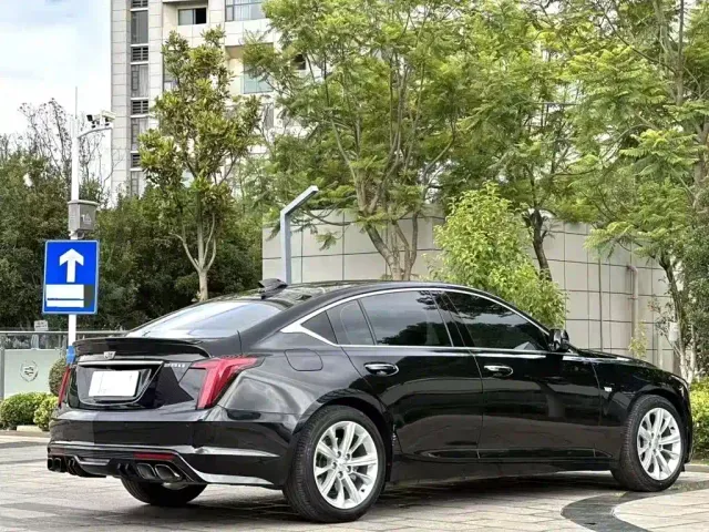Cadillac CT5 — Фото автомобиля 7