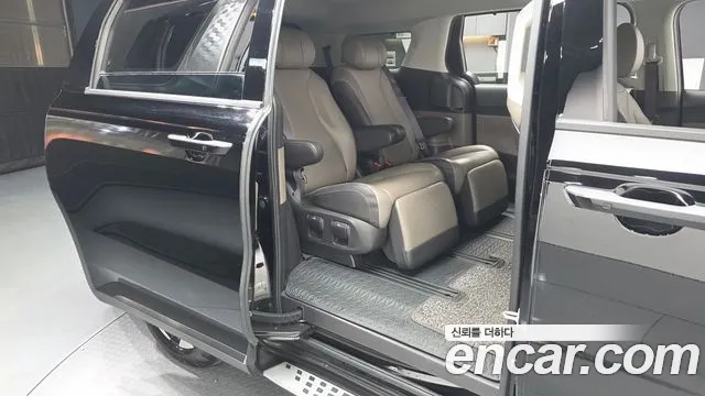 Kia Canival Новый Carnival 4 поколение Дизель 7 мест Signature — Фото автомобиля 12