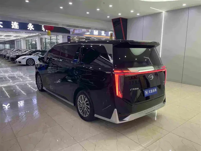 GAC Trumpchi M8 — Фото автомобиля 13