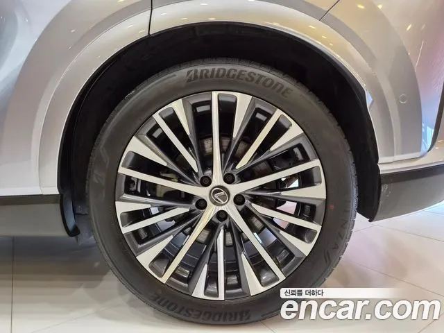 Lexus RX — Фото автомобиля 6