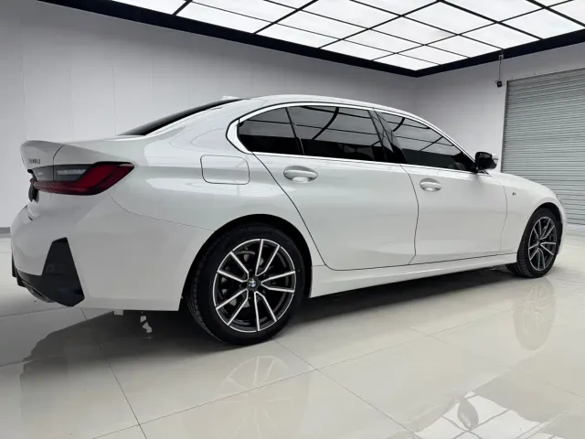 BMW 3 Series — Фото автомобиля 5