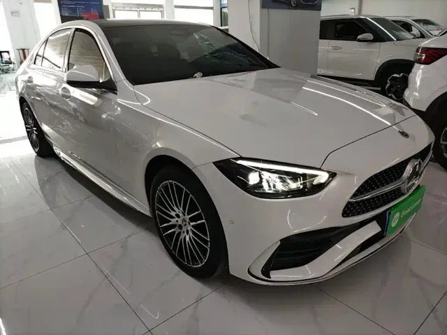 Mercedes-Benz C-Class — Фото автомобиля 3