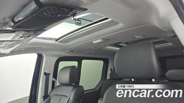 Hyundai Staria Staria Tourer 9 мест — Фото автомобиля 14