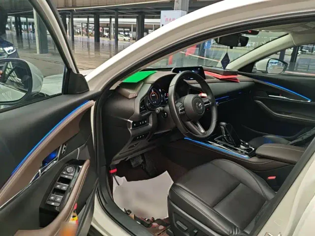 Mazda CX-30 — Фото автомобиля 15