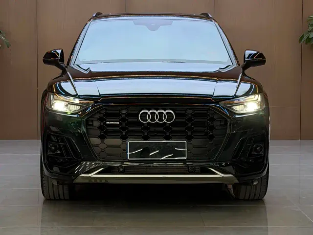 Audi Q5L — Фото автомобиля 3