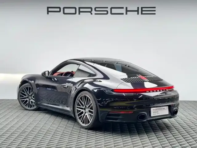 Porsche 911 — Фото автомобиля 6