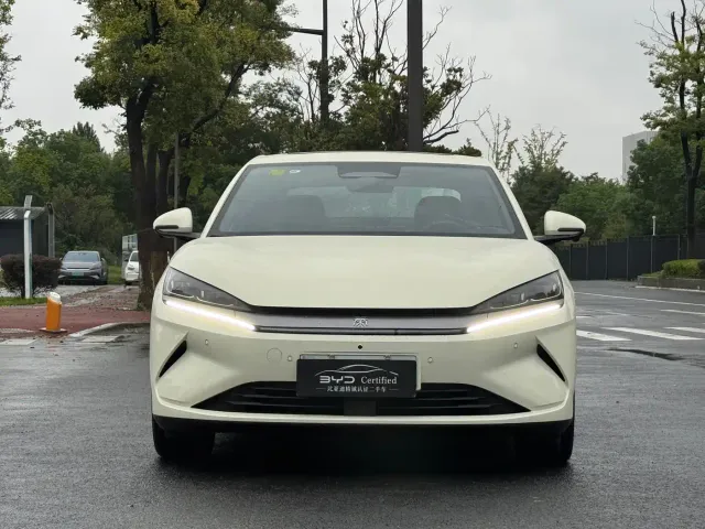 BYD Qin L — Фото автомобиля 2