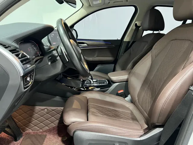 BMW X3 — Фото автомобиля 9