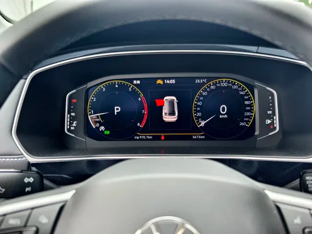 Volkswagen Tharu — Фото автомобиля 5