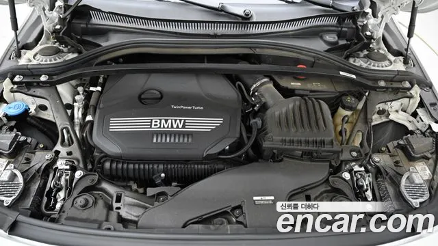 BMW 1 Series F40 — Фото автомобиля 6