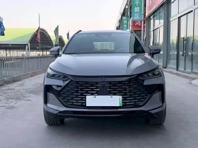 BYD Tang — Фото автомобиля 2