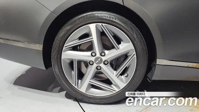 Genesis G80 RG3 — Фото автомобиля 5