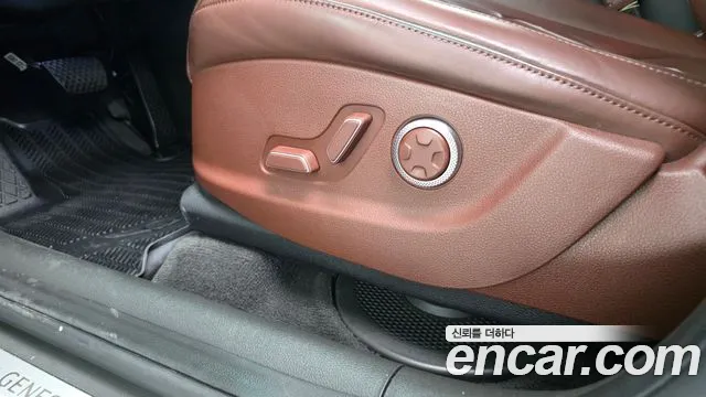 Genesis GV80 3.5T Бензин 2WD — Фото автомобиля 28