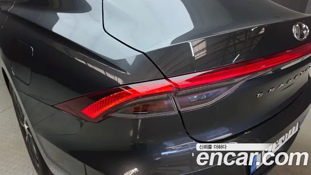 Hyundai Grandeur New — Фото автомобиля 8