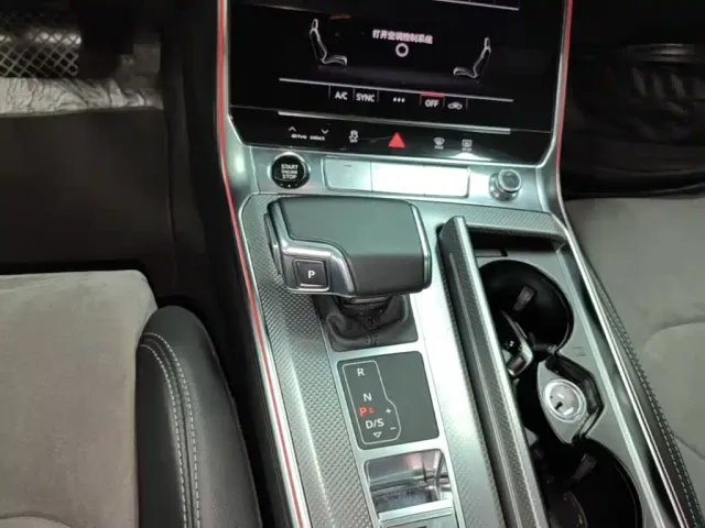 Audi A6L — Фото автомобиля 13