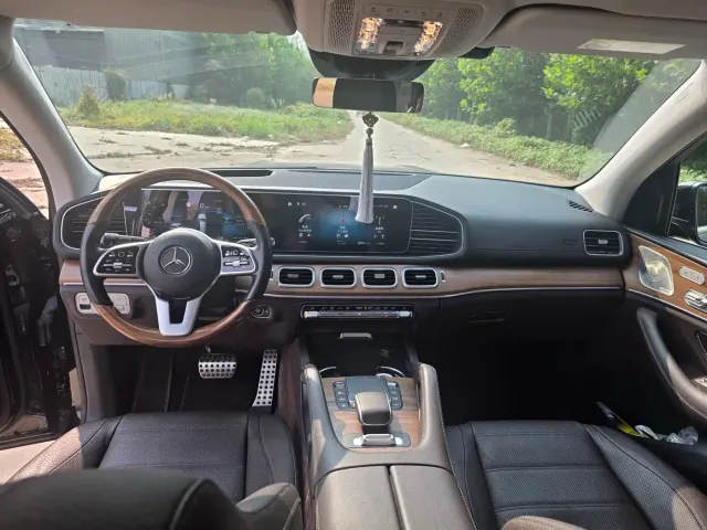 Mercedes-Benz GLS-Class — Фото автомобиля 12
