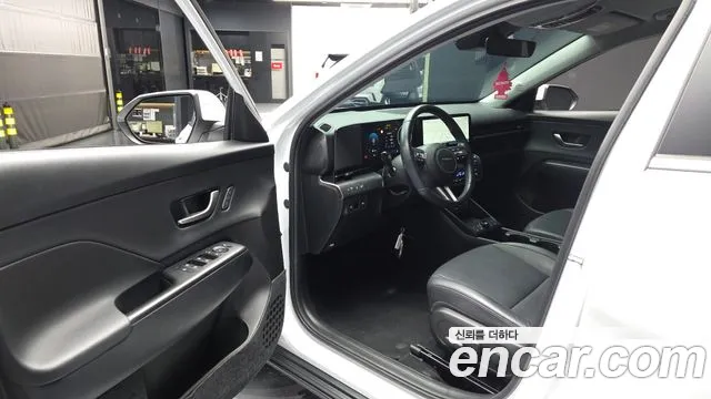 Hyundai Kona SX2 — Фото автомобиля 15