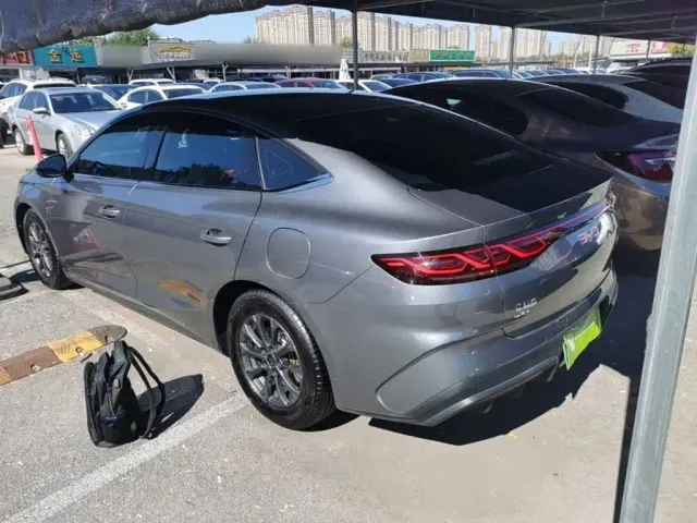 BYD Qin L — Фото автомобиля 4