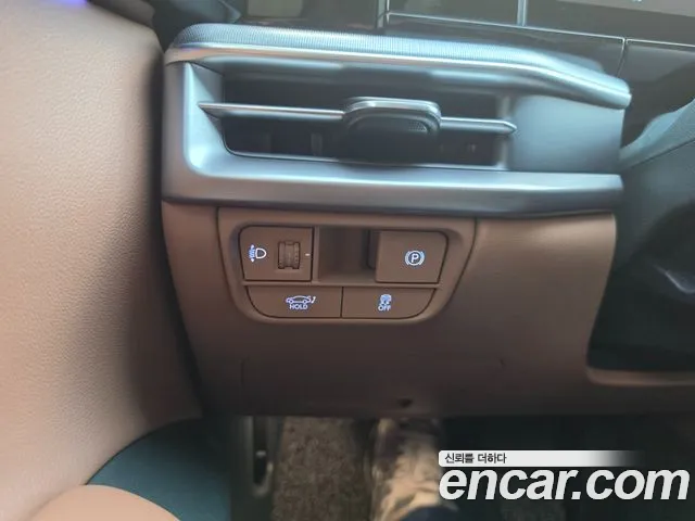 Hyundai Grandeur GN7 — Фото автомобиля 16