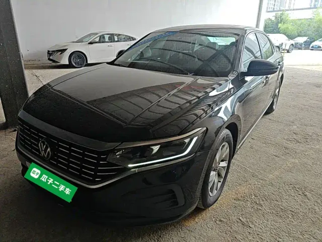 Фотография автомобиля — Volkswagen Passat