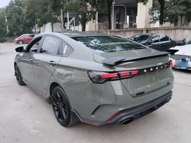 Geely Binrui — Фото автомобиля 4