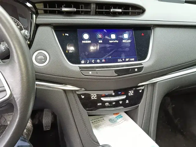 Cadillac XT5 — Фото автомобиля 14