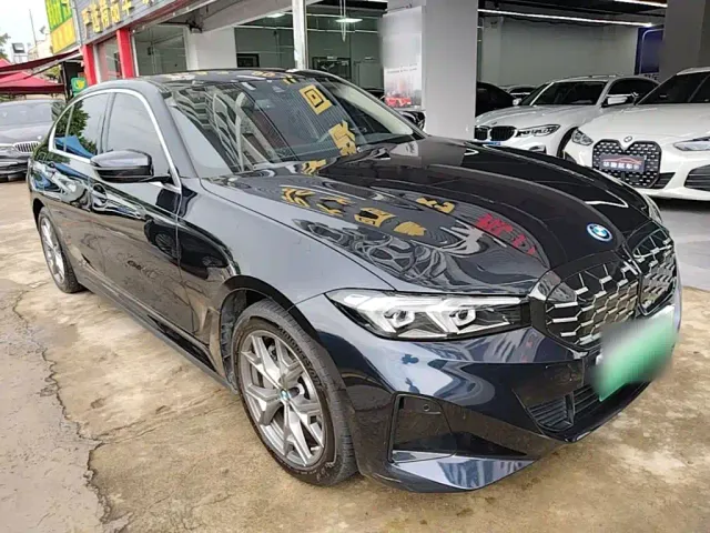 BMW i3 — Фото автомобиля 3