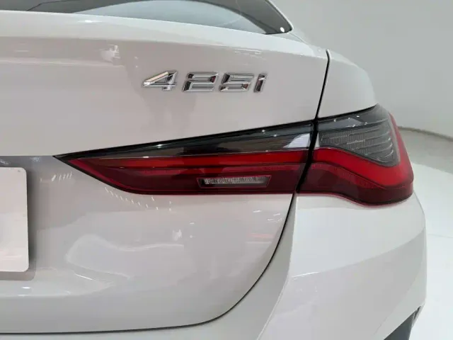BMW 4 Series — Фото автомобиля 10