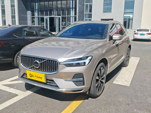Фотография автомобиля — Volvo XC60