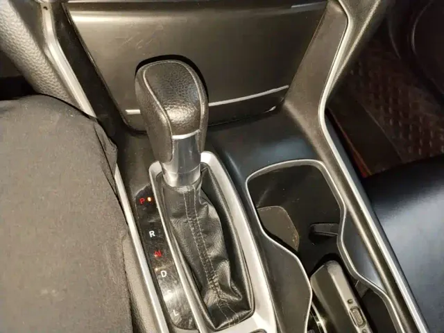 Honda Accord — Фото автомобиля 13