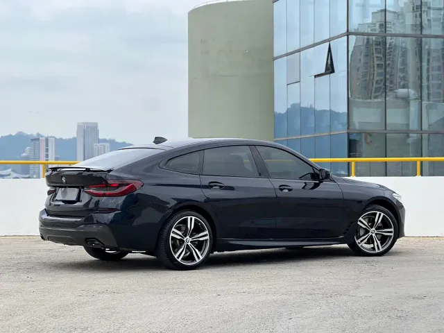 BMW 6 Series Gran Turismo — Фото автомобиля 12