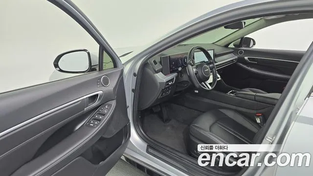 Hyundai Sonata — Фото автомобиля 15