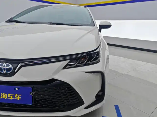 Toyota Corolla — Фото автомобиля 5