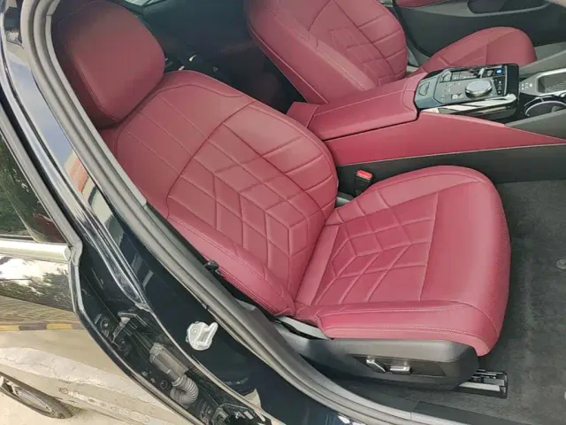 BMW i5 — Фото автомобиля 24