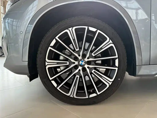 BMW X1 — Фото автомобиля 6