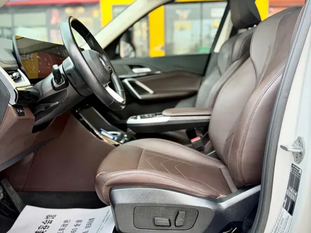 BMW X1 — Фото автомобиля 10