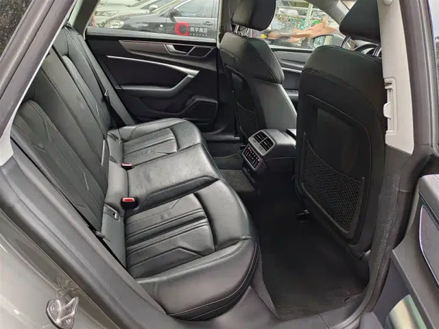 Audi A7 — Фото автомобиля 11